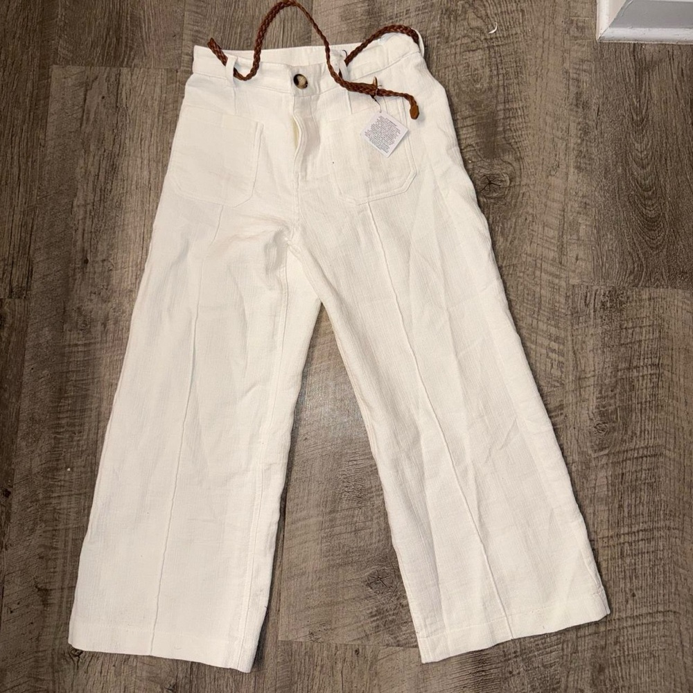 Zara white straight wide leg pants with a drop crotch & brown belt